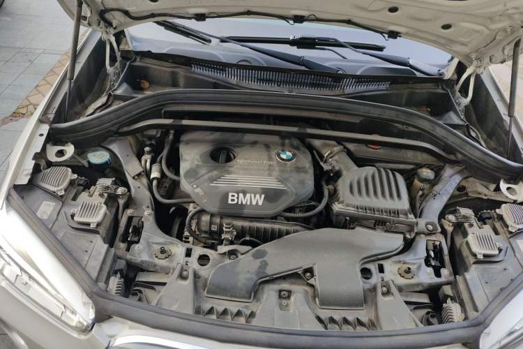 Used BMW X1 2019 sDrive18Li Premium Edition Engine Bay