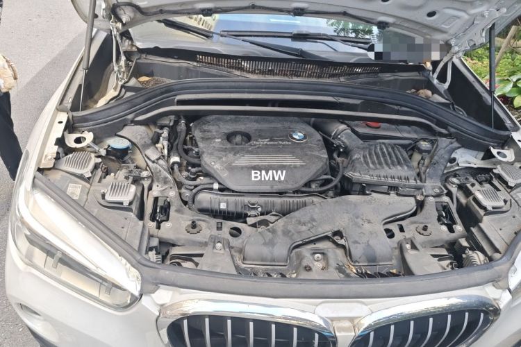 Used BMW X1 2019 sDrive20Li Leading Model Engine Bay
