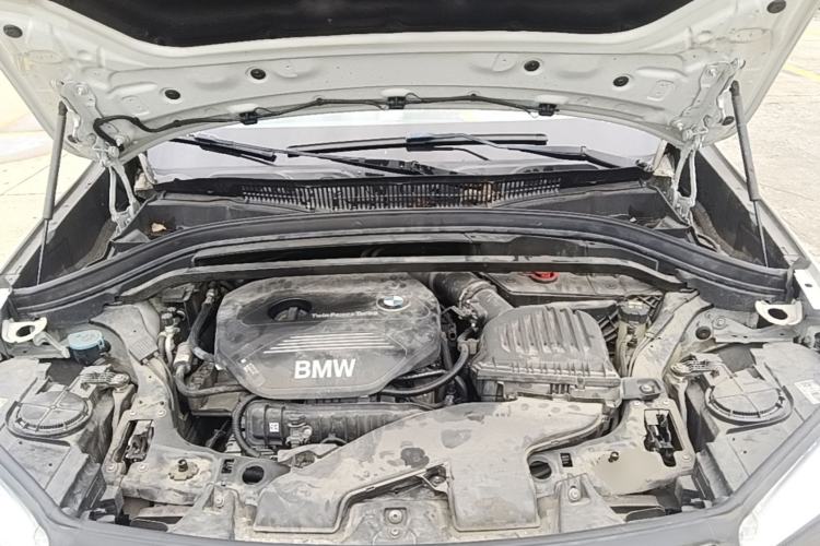 Used BMW X1 2019 sDrive18Li Fashion Model Engine Bay