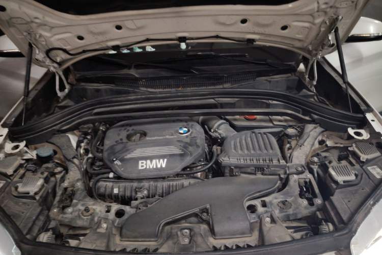 Used BMW X1 2019 sDrive20Li Leading Model Engine Bay
