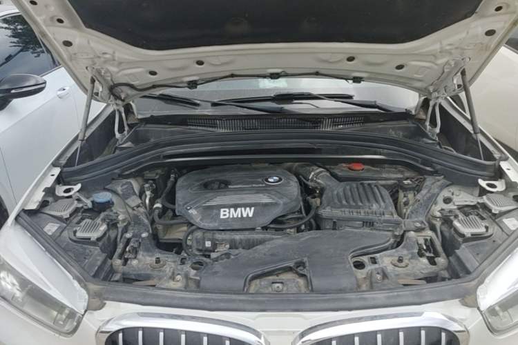 Used BMW X1 2019 sDrive18Li Premium Edition Engine Bay