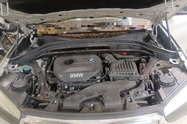 Used BMW X1 2019 sDrive18Li Fashion Model Engine Bay