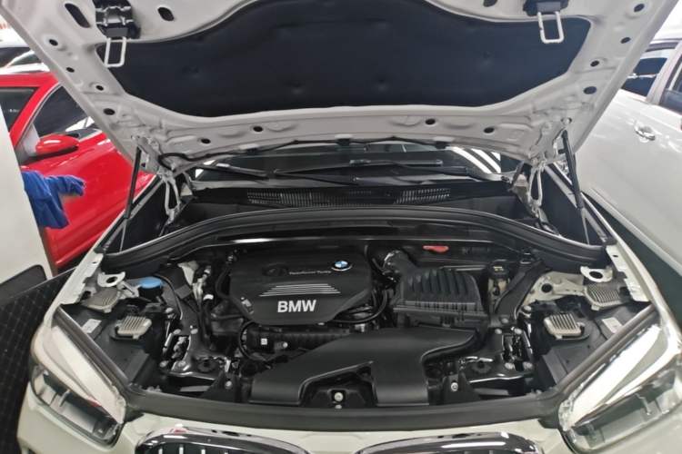 Used BMW X1 2019 sDrive18Li Premium Edition Engine Bay