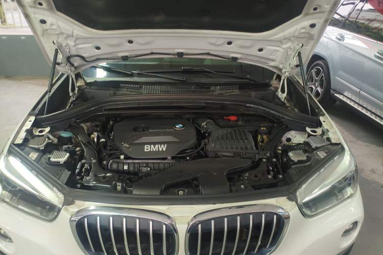 Used BMW X1 2019 sDrive20Li Leading Model Engine Bay
