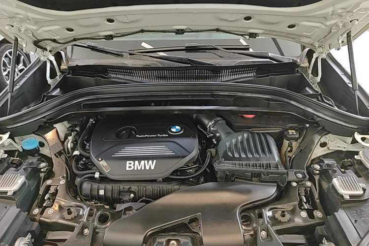 Used BMW X1 2019 xDrive20Li Luxury Model Engine Bay