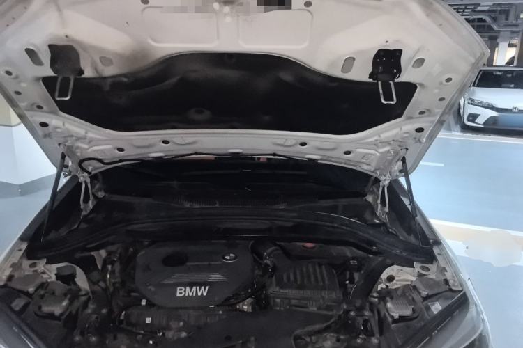 Used BMW X1 2019 sDrive20Li Leading Model Engine Bay