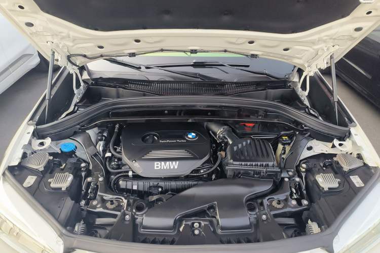 Used BMW X1 2019 sDrive20Li Leading Model Engine Bay