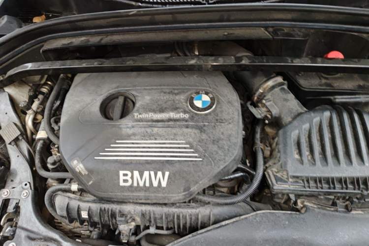 Used BMW X1 2019 sDrive20Li Leading Model Engine Bay