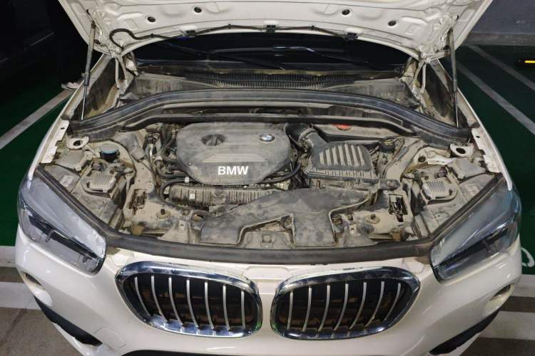 Used BMW X1 2019 sDrive20Li Leading Model Engine Bay