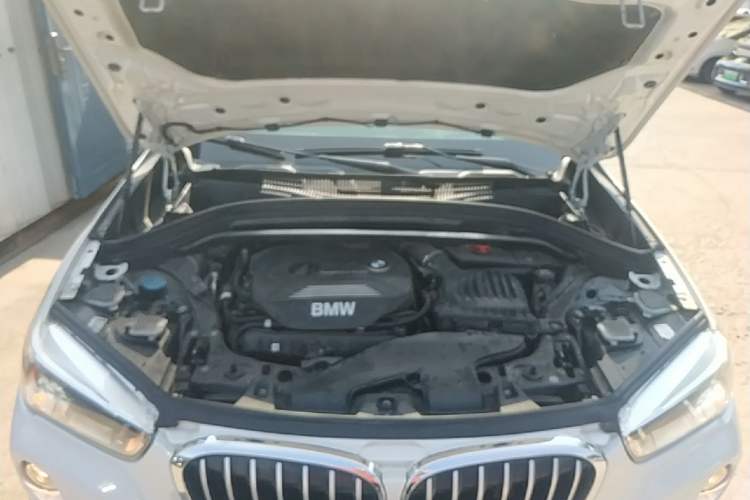 Used BMW X1 2019 xDrive20Li Luxury Edition Engine Bay