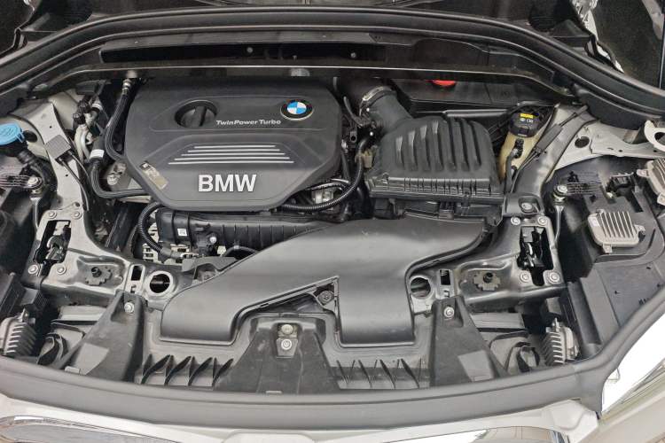 Used BMW X1 2019 sDrive18Li Premium Edition Engine Bay