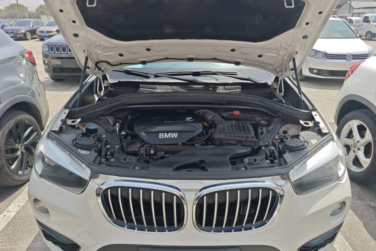 Used BMW X1 2019 sDrive18Li Fashion Model Engine Bay
