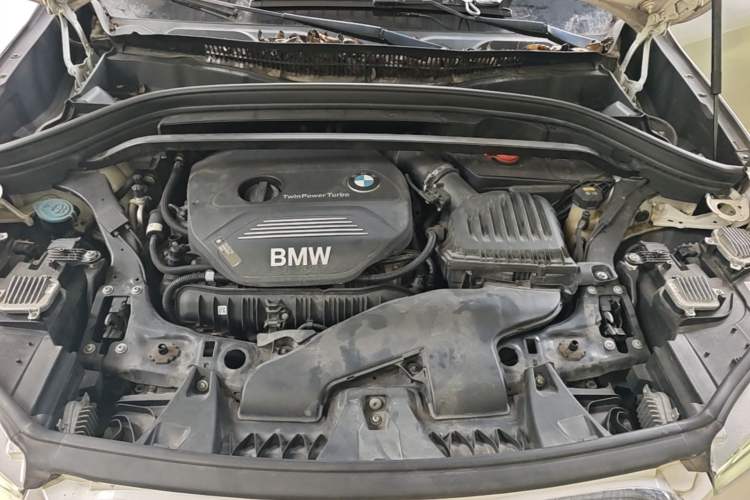 Used BMW X1 2019 sDrive20Li Leading Model Engine Bay