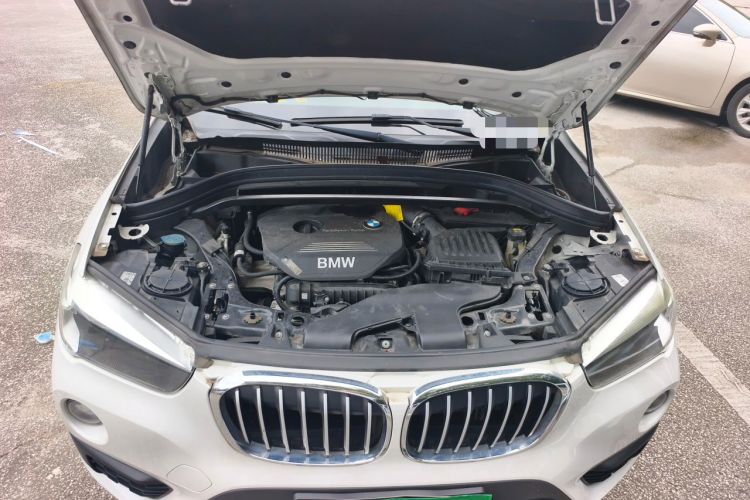 Used BMW X1 2019 sDrive18Li Fashion Model Engine Bay