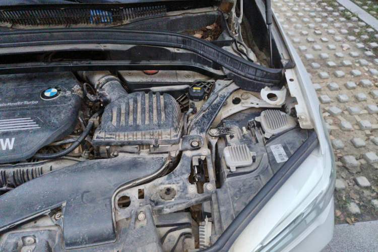 Used BMW X1 2019 sDrive20Li Leading Model Engine Bay Left