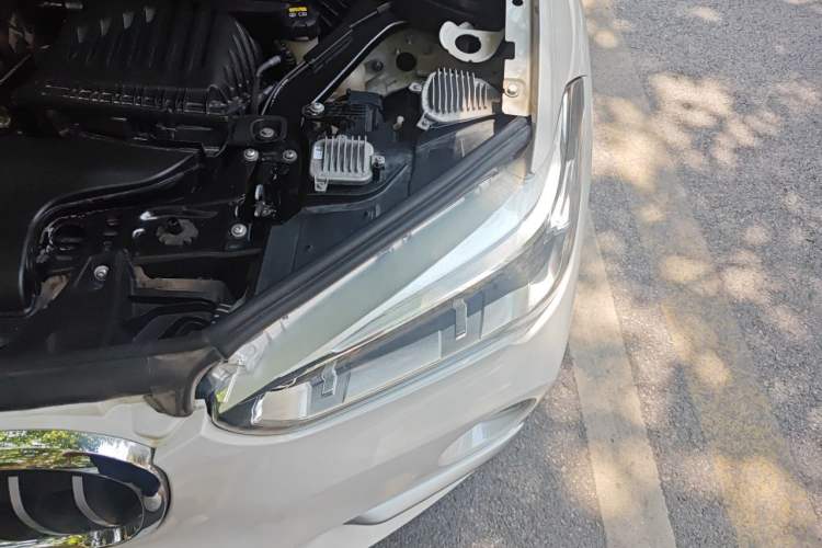 Used BMW X1 2019 xDrive20Li Luxury Model Engine Bay Left