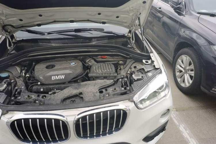 Used BMW X1 2019 sDrive20Li Leading Model Engine Bay Left