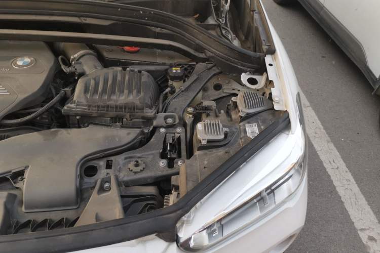 Used BMW X1 2019 sDrive20Li Leading Model Engine Bay Left