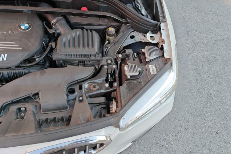 Used BMW X1 2019 sDrive20Li Leading Model Engine Bay Left