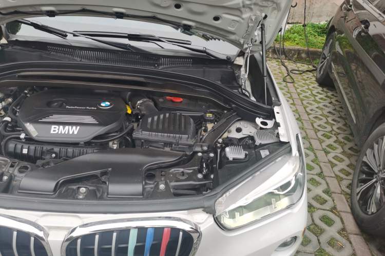 Used BMW X1 2019 sDrive20Li Leading Model Engine Bay Left