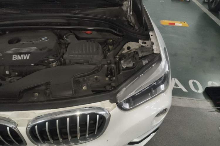 Used BMW X1 2019 sDrive18Li Premium Edition Engine Bay Left