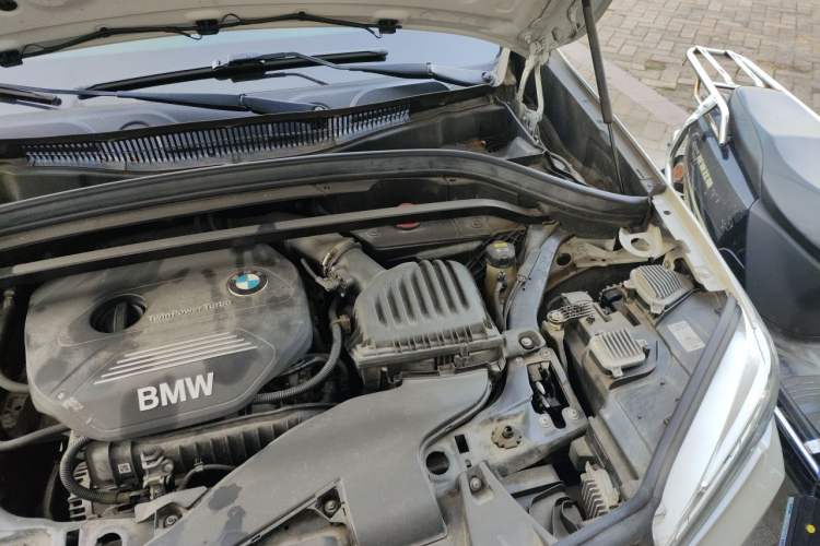 Used BMW X1 2019 sDrive18Li Premium Edition Engine Bay Left