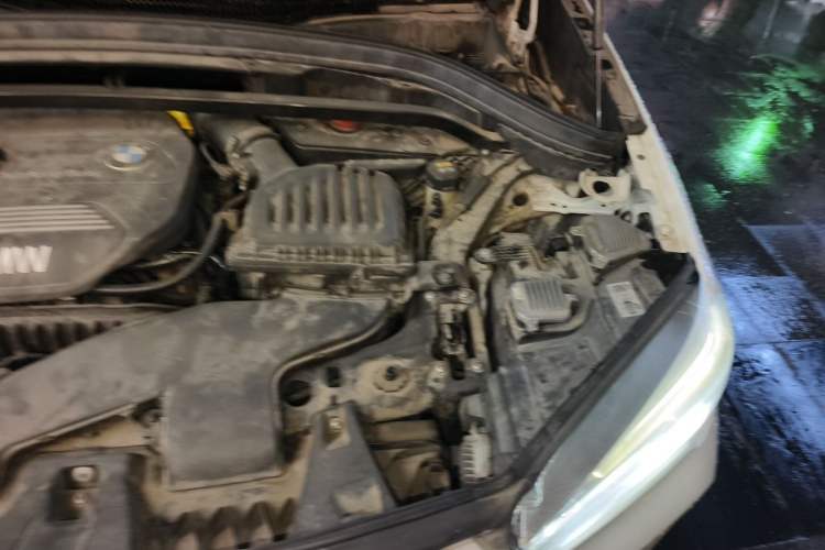 Used BMW X1 2019 sDrive18Li Premium Edition Engine Bay Left