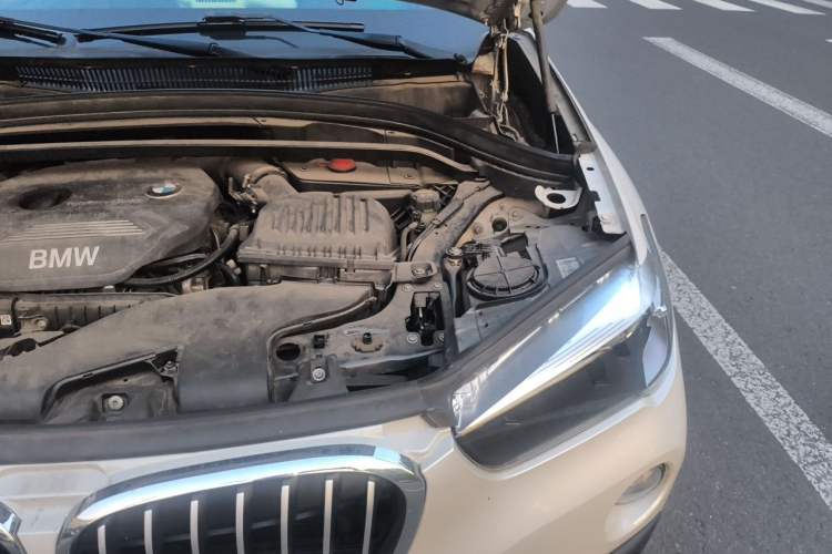 Used BMW X1 2019 sDrive18Li Fashion Model Engine Bay Left