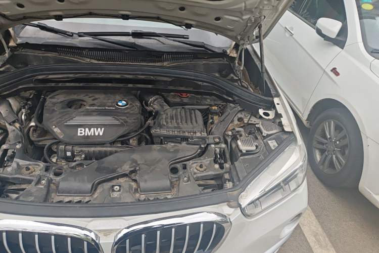 Used BMW X1 2019 sDrive18Li Premium Edition Engine Bay Left