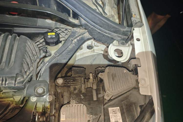 Used BMW X1 2019 xDrive20Li Luxury Model Engine Bay Left