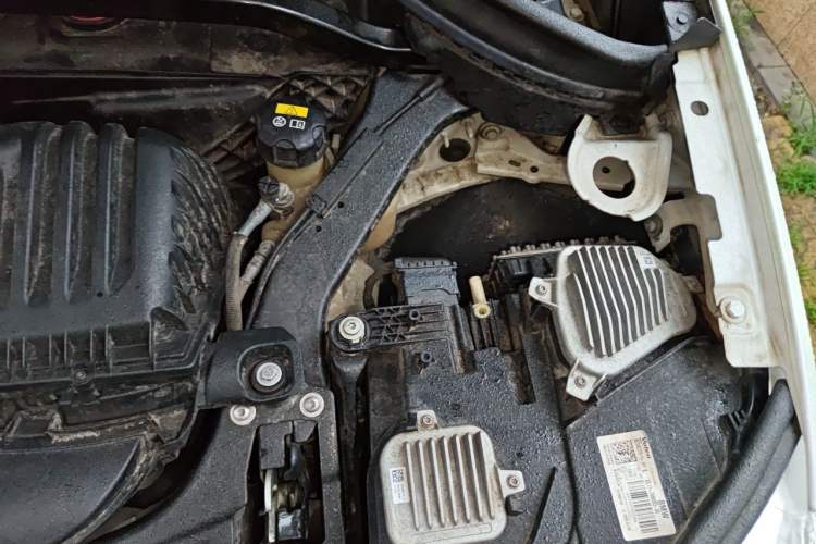 Used BMW X1 2019 sDrive20Li Leading Model Engine Bay Left