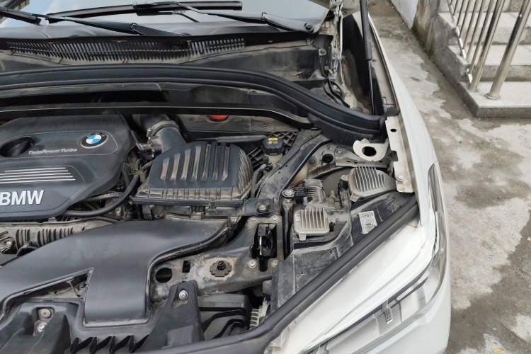 Used BMW X1 2019 sDrive20Li Leading Model Engine Bay Left