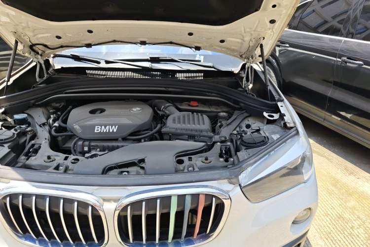 Used BMW X1 2019 sDrive18Li Fashion Model Engine Bay Left