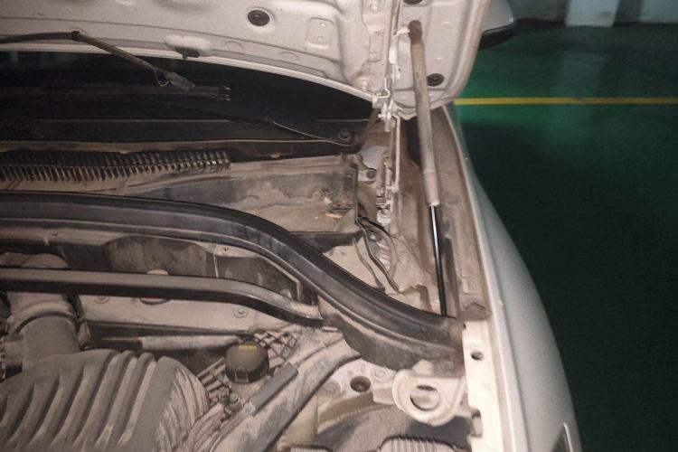 Used BMW X1 2019 sDrive20Li Leading Model Engine Bay Left