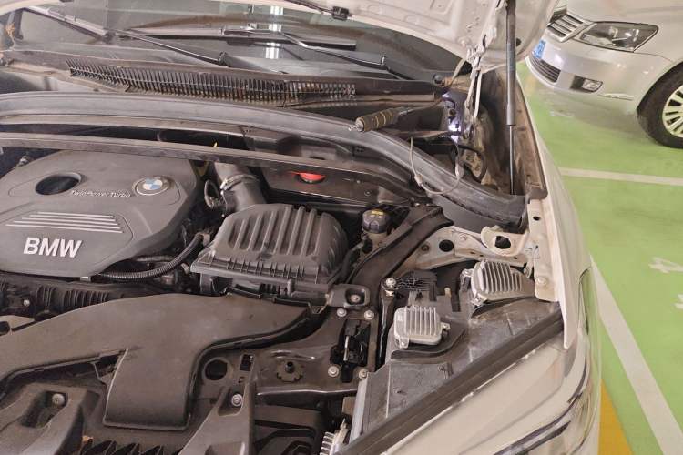Used BMW X1 2019 sDrive20Li Leading Model Engine Bay Left