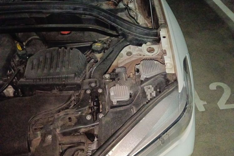 Used BMW X1 2019 sDrive18Li Premium Edition Engine Bay Left