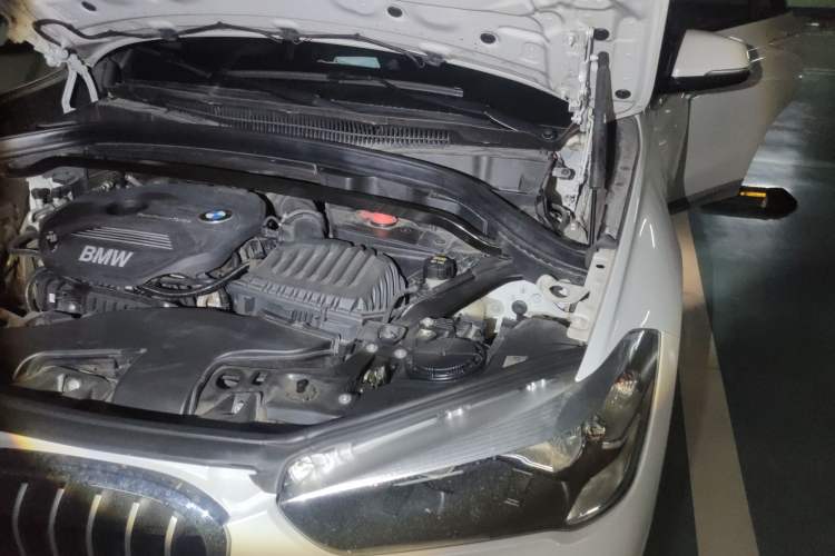 Used BMW X1 2019 sDrive18Li Fashion Model Engine Bay Left