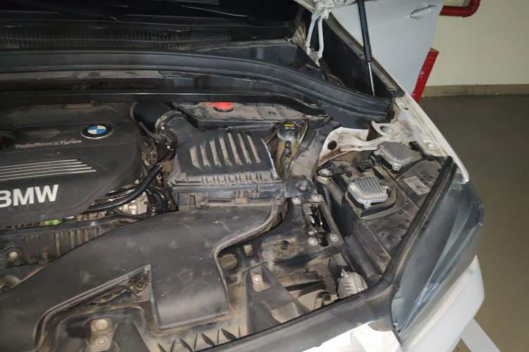 Used BMW X1 2019 xDrive20Li Luxury Model Engine Bay Left