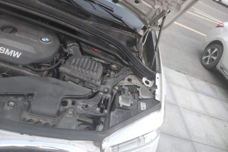 Used BMW X1 2019 sDrive18Li Premium Edition Engine Bay Left