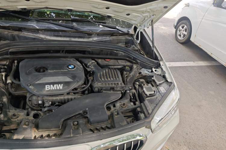Used BMW X1 2019 sDrive18Li Premium Edition Engine Bay Left