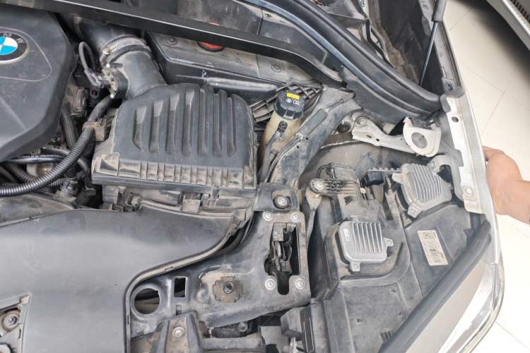 Used BMW X1 2019 sDrive20Li Leading Model Engine Bay Left