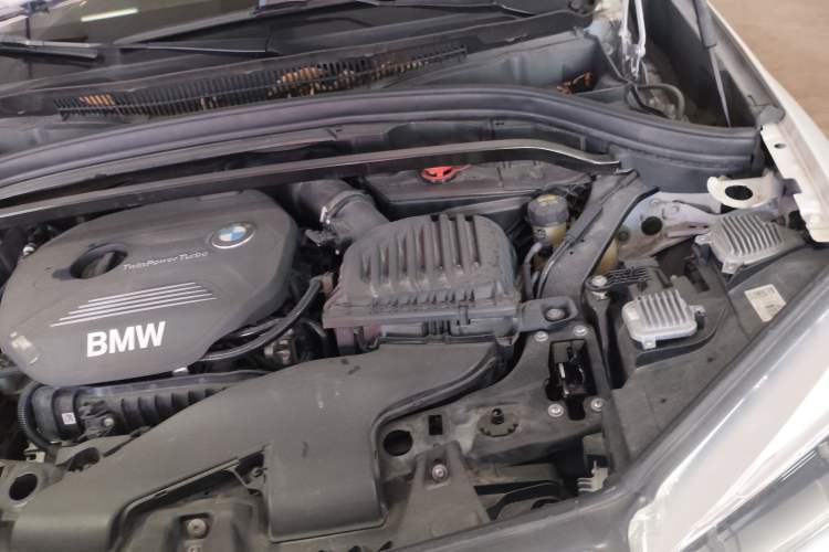Used BMW X1 2019 sDrive18Li Premium Edition Engine Bay Left