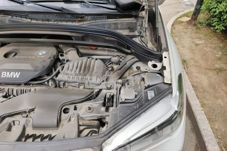 Used BMW X1 2019 sDrive20Li Leading Model Engine Bay Left