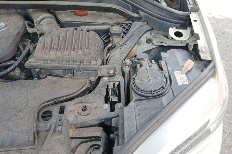 Used BMW X1 2019 sDrive18Li Fashion Model Engine Bay Left