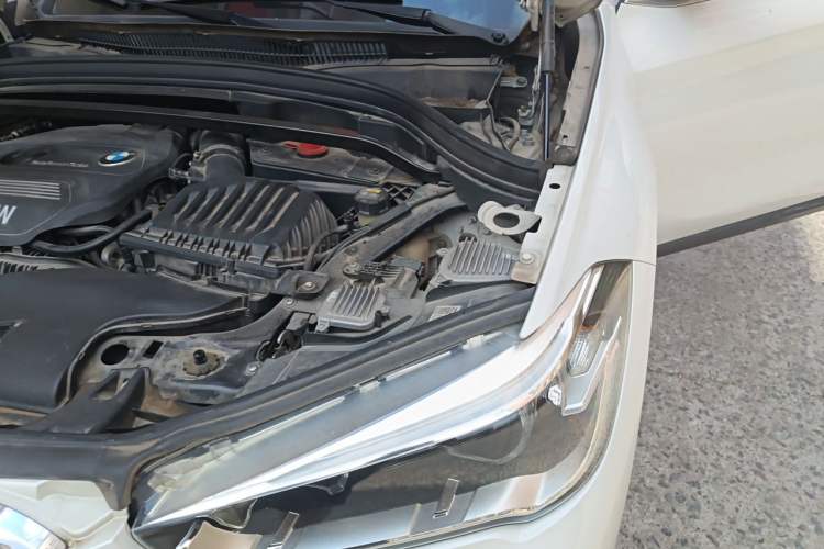 Used BMW X1 2019 sDrive20Li Leading Model Engine Bay Left