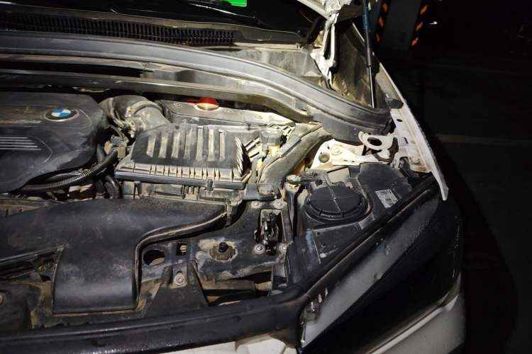 Used BMW X1 2019 sDrive18Li Fashion Model Engine Bay Left