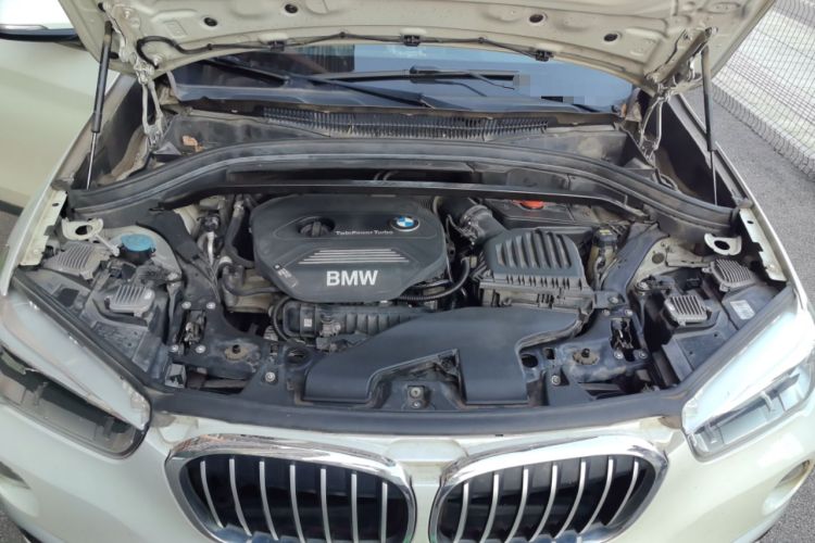 Used BMW X1 2019 sDrive18Li Premium Edition Engine Bay