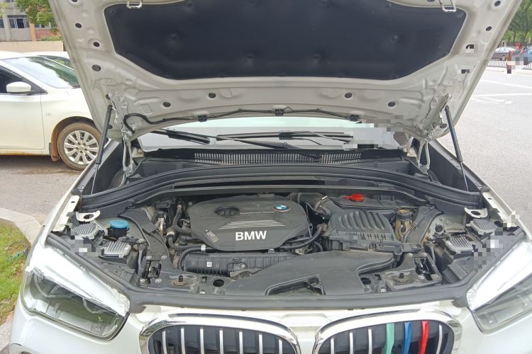 Used BMW X1 2019 sDrive20Li Leading Model Engine Bay