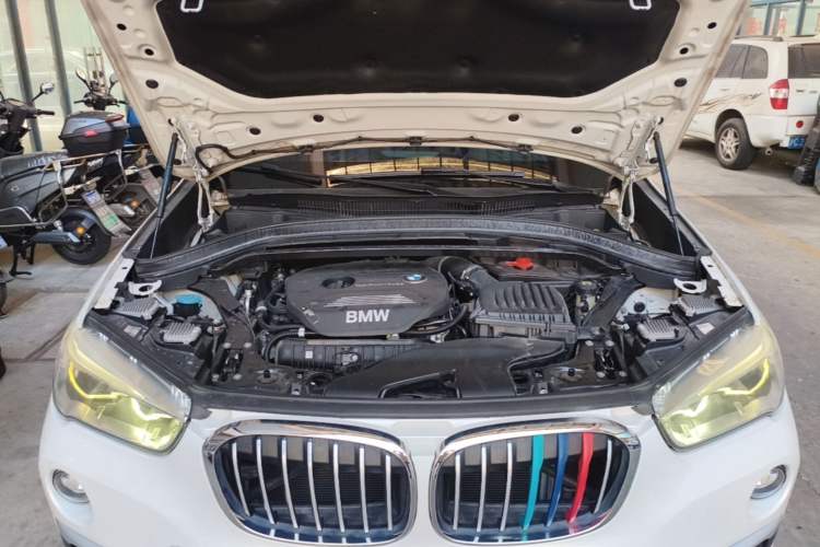 Used BMW X1 2019 xDrive20Li Luxury Model Engine Bay