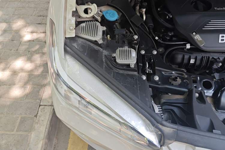 Used BMW X1 2019 xDrive20Li Luxury Model Engine Bay Right